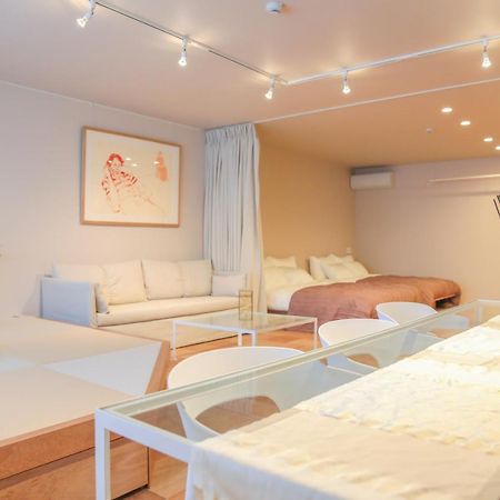 D3 Hotel Gallery2 โอซาก้า ภายนอก รูปภาพ