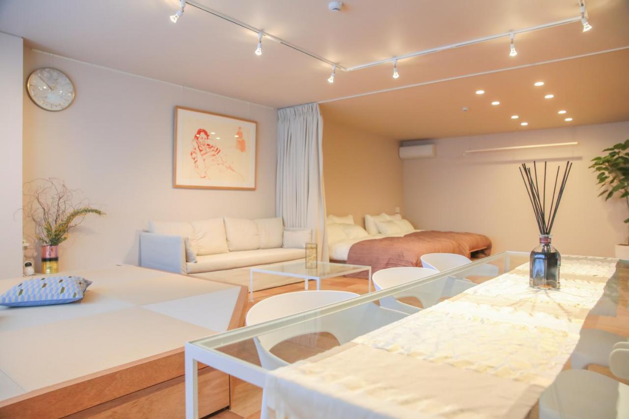 D3 Hotel Gallery2 โอซาก้า ภายนอก รูปภาพ
