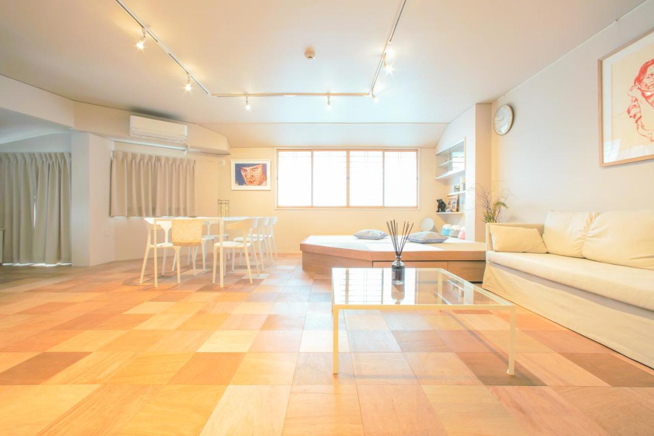 D3 Hotel Gallery2 โอซาก้า ภายนอก รูปภาพ